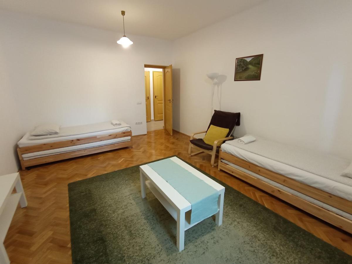 Gizella Apartman Eger Extérieur photo